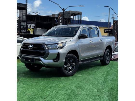 TOYOTA HILUX 2.8 D-4D TURBO DIESEL CD SRV 4X4 AUTOMÁTICO TOYOTA HILUX 2.8 D-4D TURBO DIESEL CD SRV 4X4 AUTOMÁTICO